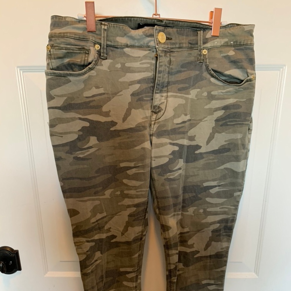 Express Camo Skinny Jeans